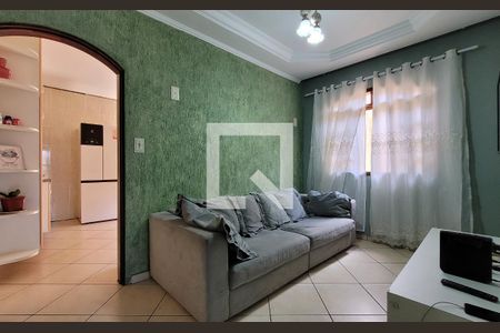 Sala de casa para alugar com 2 quartos, 200m² em Jardim Teles de Menezes, Santo André