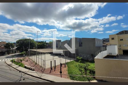 Casa à venda com 200m², 2 quartos e 2 vagasVista
