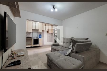 Casa à venda com 200m², 2 quartos e 2 vagasSala - Casa 2