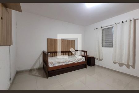 Casa à venda com 200m², 2 quartos e 2 vagasQuarto - Casa 2