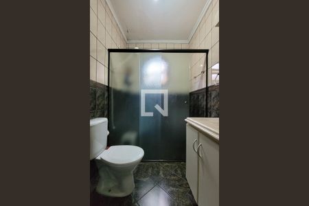 Casa à venda com 200m², 2 quartos e 2 vagasBanheiro