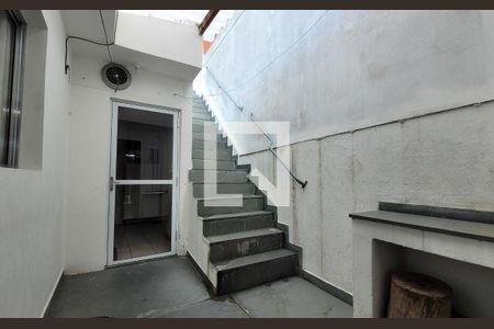 Casa à venda com 200m², 2 quartos e 2 vagasVista