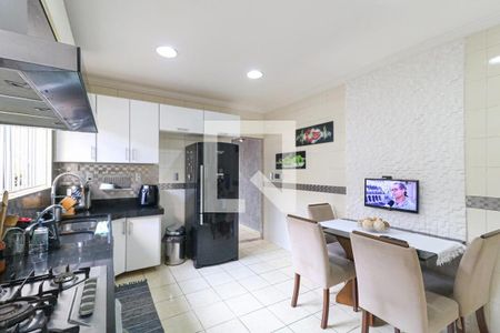 Casa à venda com 240m², 5 quartos e 2 vagasCozinha