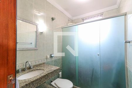 Casa à venda com 240m², 5 quartos e 2 vagasBanheiro Social