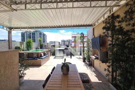 Casa à venda com 240m², 5 quartos e 2 vagasÁrea Gourmet