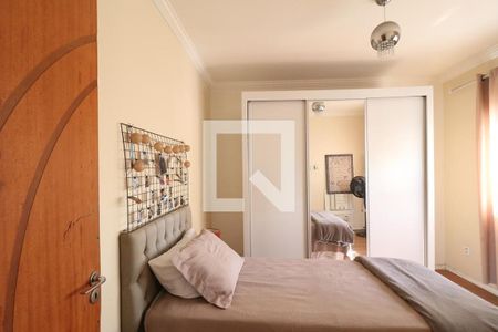 Casa à venda com 240m², 5 quartos e 2 vagasQuarto 4