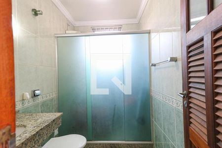 Casa à venda com 240m², 5 quartos e 2 vagasBanheiro Social