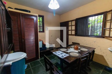 Casa à venda com 500m², 3 quartos e 2 vagasCozinha