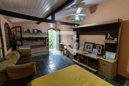 Casa à venda com 500m², 3 quartos e 2 vagasSuíte 