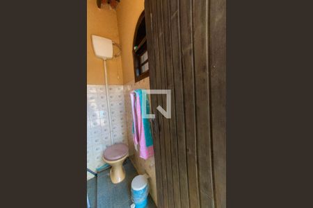 Casa à venda com 500m², 3 quartos e 2 vagasBanheiro Externo