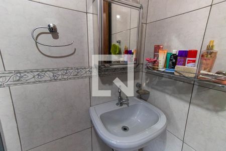 Casa à venda com 500m², 3 quartos e 2 vagasBanheiro da Suíte 