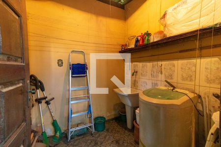 Casa à venda com 500m², 3 quartos e 2 vagas Casa à venda com 500m², 3 quartos e 2 vagasÁrea de Serviço