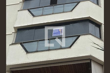 Apartamento para alugar com 145m², 3 quartos e 2 vagasPlaca