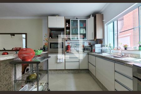 Casa à venda com 159m², 3 quartos e 3 vagas Casa à venda com 159m², 3 quartos e 3 vagasCozinha