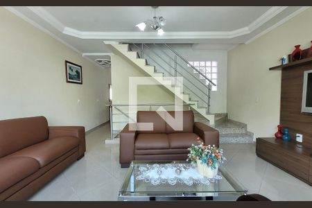 Vista de casa à venda com 3 quartos, 159m² em Vila Curuçá, Santo André