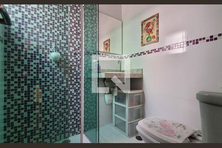 Casa à venda com 159m², 3 quartos e 3 vagas Casa à venda com 159m², 3 quartos e 3 vagasBanheiro da suíte 2