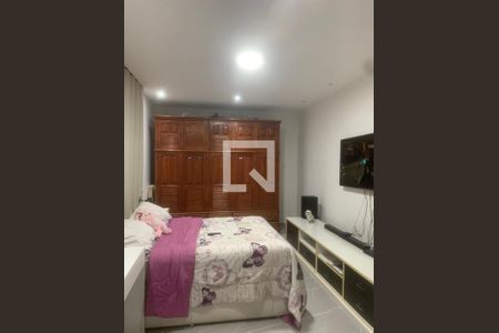 Casa à venda com 300m², 2 quartos e 4 vagas Casa à venda com 300m², 2 quartos e 4 vagasQuarto 1