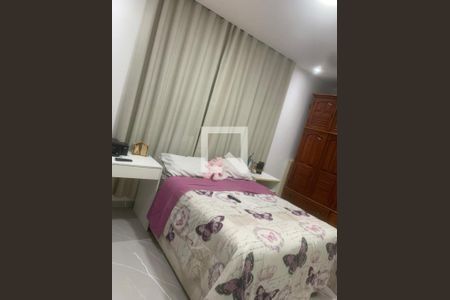 Casa à venda com 300m², 2 quartos e 4 vagas Casa à venda com 300m², 2 quartos e 4 vagasQuarto 1
