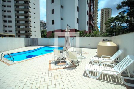 Apartamento à venda com 183m², 3 quartos e sem vagaÁrea comum