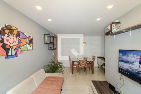 Sala de apartamento para alugar com 2 quartos, 42m² em Cosmos, Rio de Janeiro