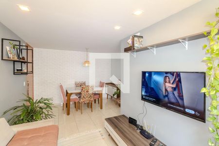 Sala de apartamento para alugar com 2 quartos, 42m² em Cosmos, Rio de Janeiro