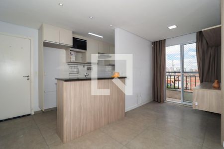 Sala de apartamento para alugar com 2 quartos, 48m² em Jardim Santa Rosa, Taboão da Serra