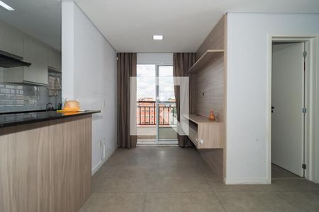 Sala de apartamento para alugar com 2 quartos, 48m² em Jardim Santa Rosa, Taboão da Serra