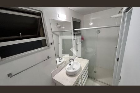 Apartamento à venda com 180m², 4 quartos e 2 vagasBanheiro 2