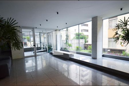 Apartamento à venda com 180m², 4 quartos e 2 vagasHall de entrada