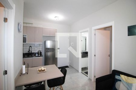 Sala/Cozinha de apartamento para alugar com 2 quartos, 49m² em Vila Guilherme, São Paulo