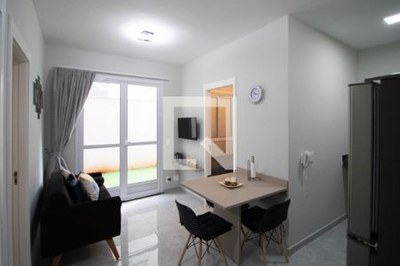 Sala/Cozinha de apartamento para alugar com 2 quartos, 49m² em Vila Guilherme, São Paulo