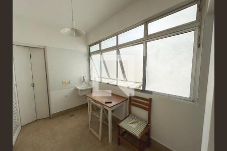 Apartamento para alugar com 130m², 2 quartos e sem vagaÁrea de Serviço