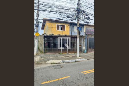 Casa à venda com 120m², 3 quartos e 3 vagasFachada