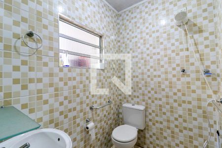 Casa à venda com 120m², 3 quartos e 3 vagasBanheiro da Edícula