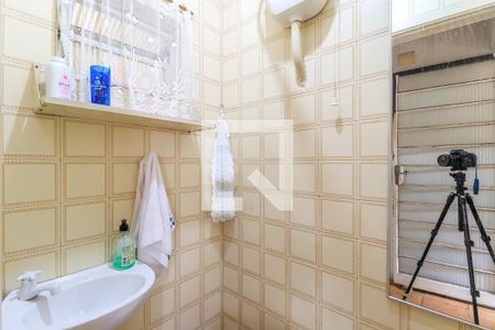 Casa à venda com 120m², 3 quartos e 3 vagasBanheiro de Serviço