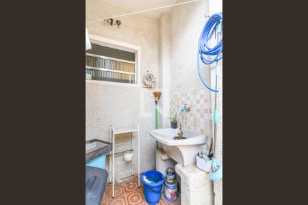 Casa à venda com 120m², 3 quartos e 3 vagasÁrea de Serviço 2