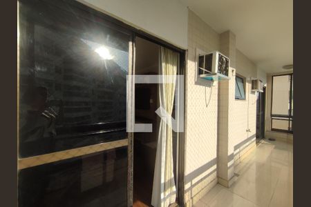 Apartamento à venda com 150m², 3 quartos e 2 vagasVaranda