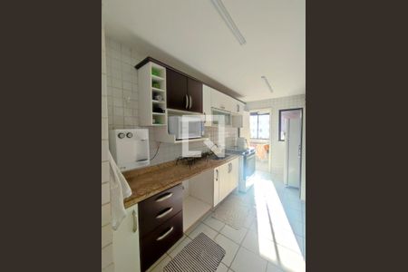 Apartamento à venda com 150m², 3 quartos e 2 vagasCozinha