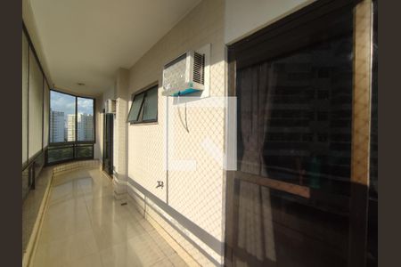 Apartamento à venda com 150m², 3 quartos e 2 vagasVaranda