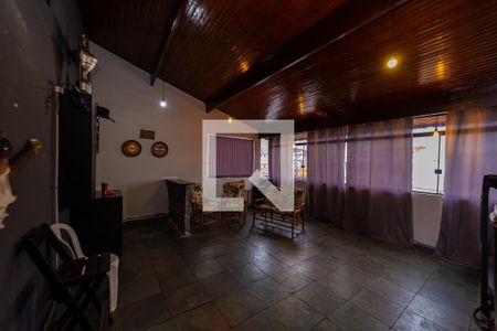 Casa à venda com 210m², 3 quartos e 2 vagasÁrea gourmet