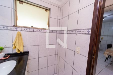 Casa à venda com 210m², 3 quartos e 2 vagasLavabo