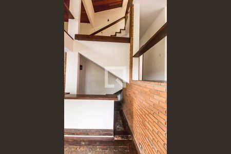 Detalhe Sala de casa de condomínio à venda com 3 quartos, 445m² em Alphaville, Santana de Parnaíba