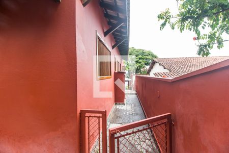Casa de condomínio à venda com 445m², 3 quartos e 4 vagasQuintal