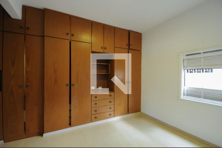 Apartamento à venda com 95m², 2 quartos e 2 vagasQuarto 2