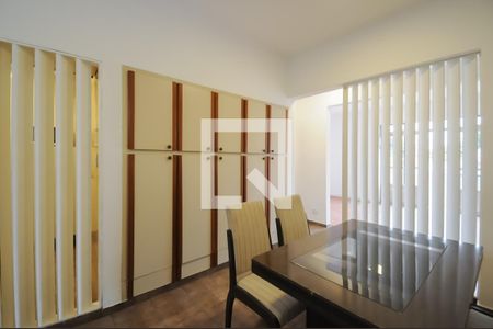 Apartamento à venda com 95m², 2 quartos e 2 vagasCozinha