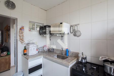 Casa à venda com 500m², 3 quartos e 1 vaga Casa à venda com 500m², 3 quartos e 1 vagaCozinha e Área de Serviço