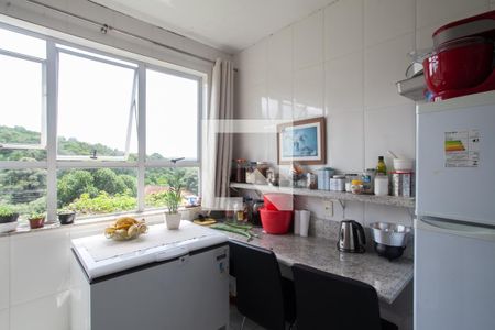 Casa à venda com 500m², 3 quartos e 1 vaga Casa à venda com 500m², 3 quartos e 1 vagaCozinha e Área de Serviço