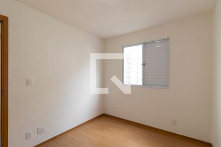 Quarto 1 de apartamento para alugar com 2 quartos, 47m² em Jardim Nova Europa, Campinas