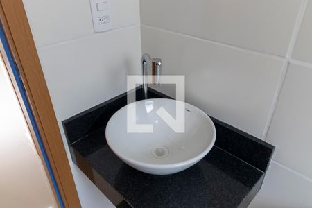 Apartamento para alugar com 47m², 2 quartos e 1 vaga Apartamento para alugar com 47m², 2 quartos e 1 vagaBanheiro