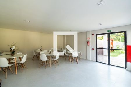 Apartamento para alugar com 43m², 2 quartos e sem vagaÁrea comum - Salão de festas